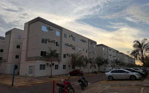 Apartamento com 2 Quartos na 402 N