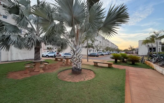 Apartamento com 2 Quartos na 402 N