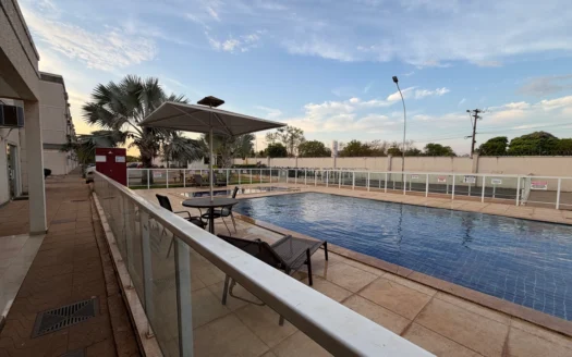 Apartamento com 2 Quartos na 402 N